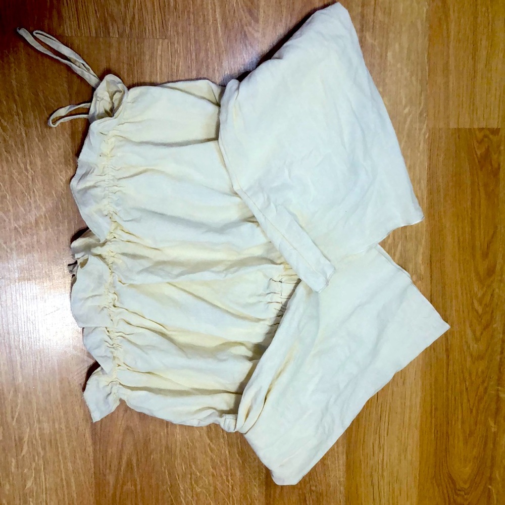 Way shoulder croptop beige so cutie size M